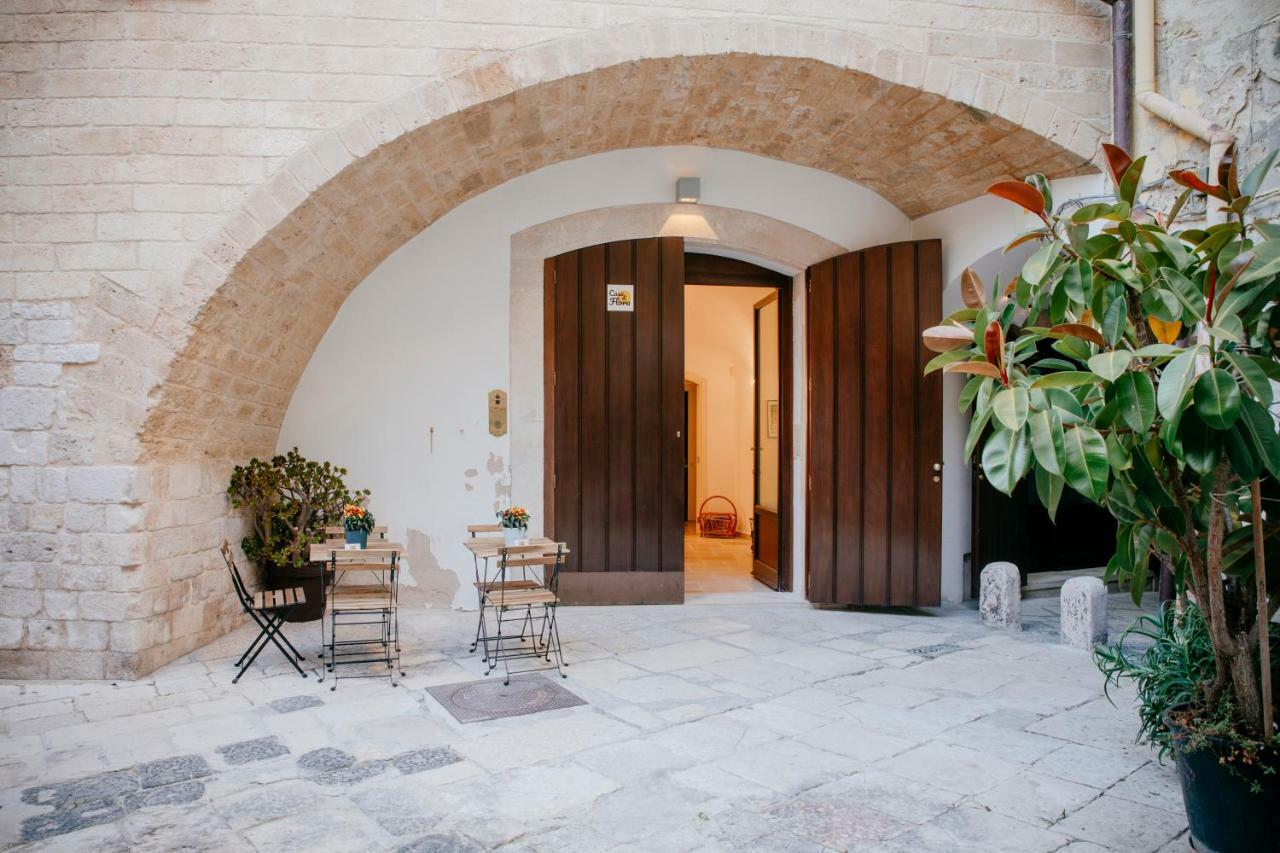 La Casa Di Flora Panzió Bari Kültér fotó