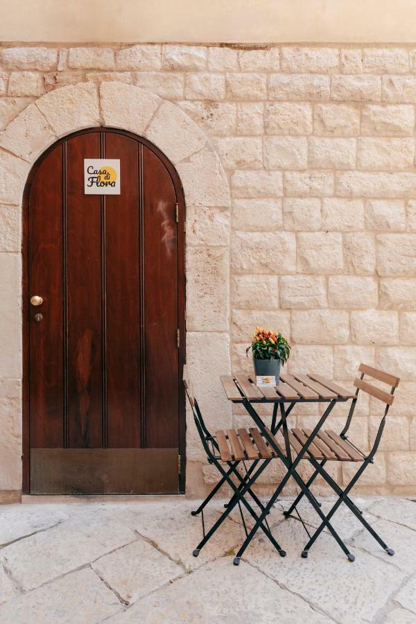La Casa Di Flora Panzió Bari Kültér fotó