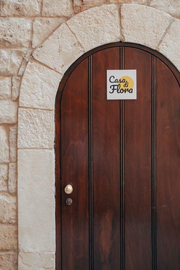 La Casa Di Flora Panzió Bari Kültér fotó